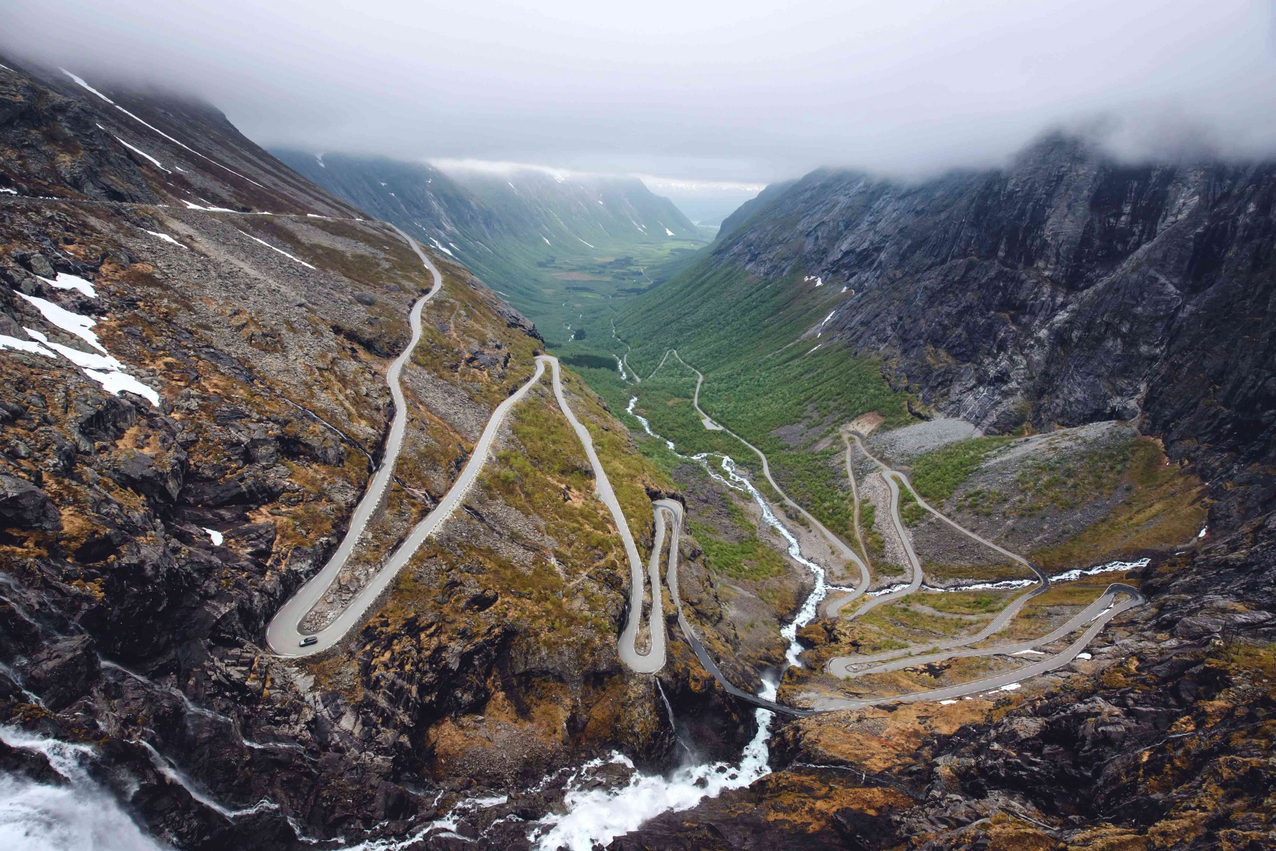 LAND ROVER Y ROYAL&nbsp;GEOGRAPHICAL SOCIETY LANZAN EL DESAFÍO&nbsp;“EARTH&nbsp;PHOTO”&nbsp;2021